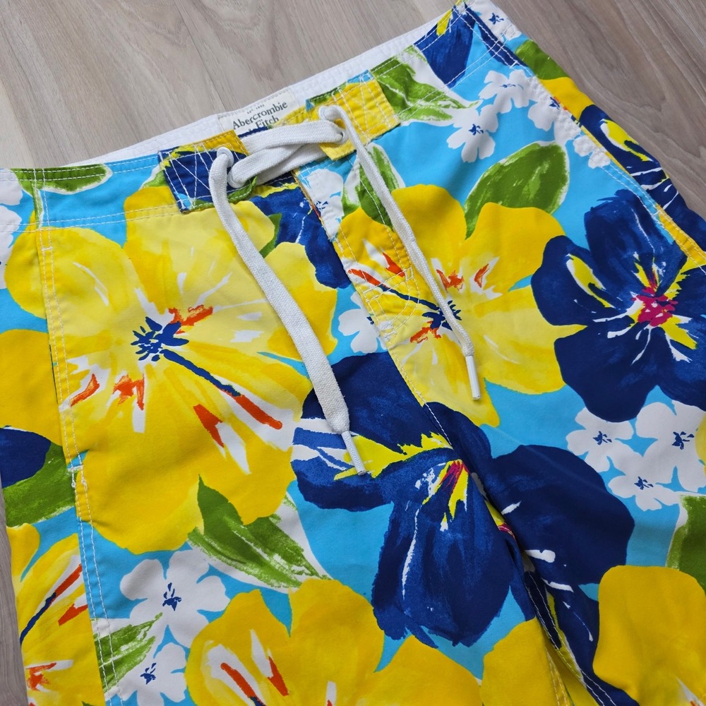 Vintage Abercrombie & Fitch Y2K Floral Board Shorts Blue Yellow Size S